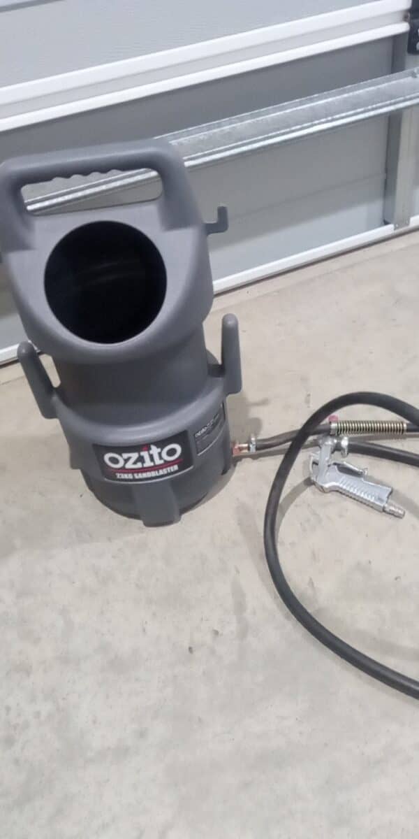 Ozito Sandblaster